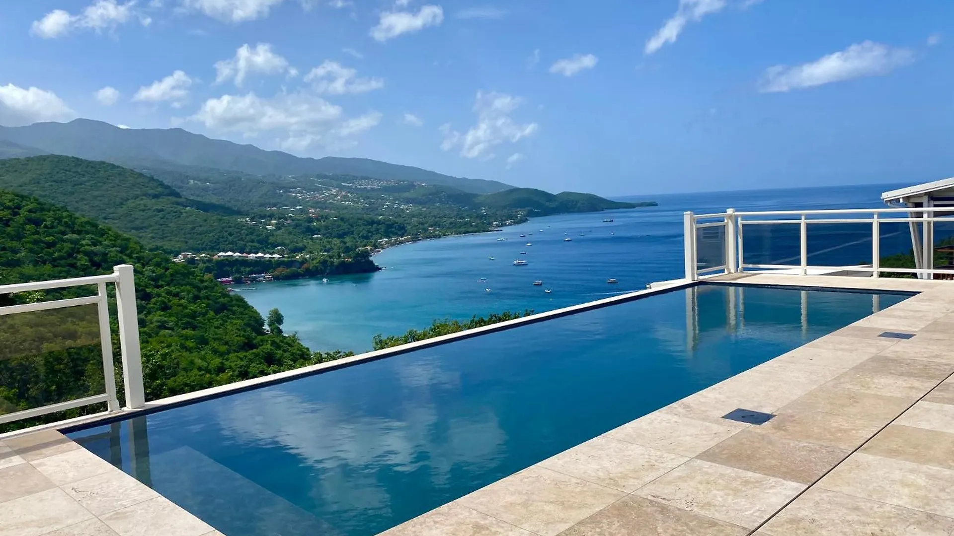 Villa Ozalee Charme Et Elegance Vue Panoramique Sur La Baie De Malendure Bouillante Guadeloupe